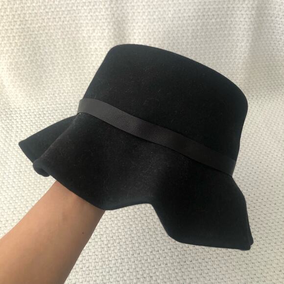 Yunotme X Pamplemousse Black ALICE Rabbit Pleated Brim Structured Ribbon Hat main image 10